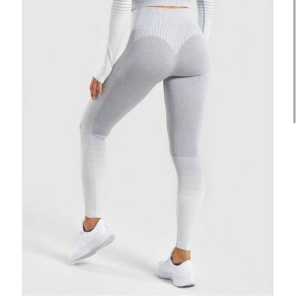 Gymshark amplify leggings seafoam/gray - Picture 2 of 6